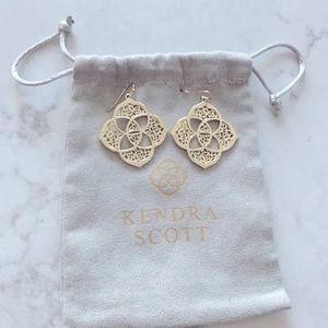 Kendra Scott Dawn Logo Earrings in Gold
